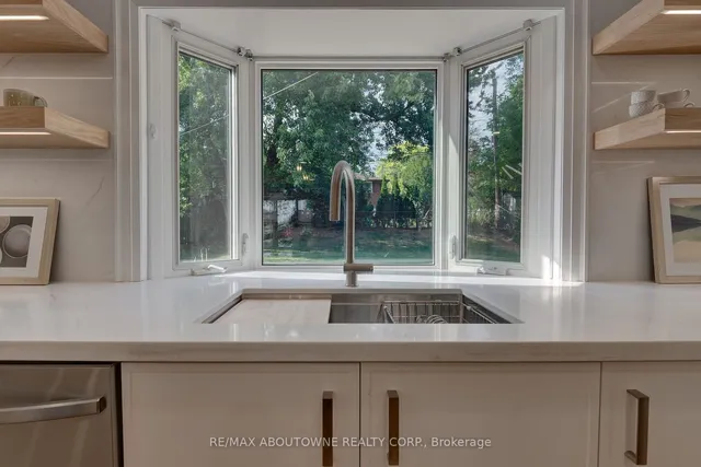 Additional image 22 of 2435 Cyprus Ave