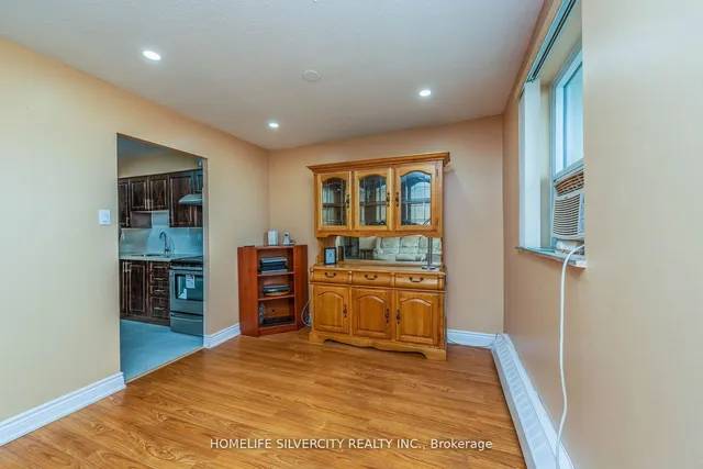 Additional image 13 of 3555 Derry Rd Unit 605