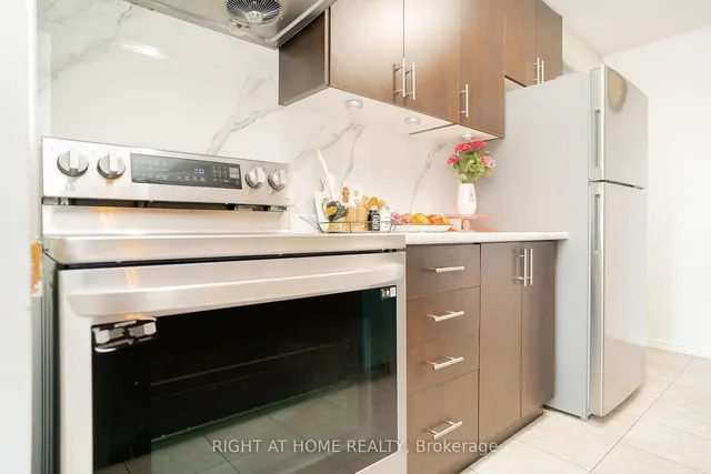 Additional image 20 of 35 Trailwood Dr Unit 513