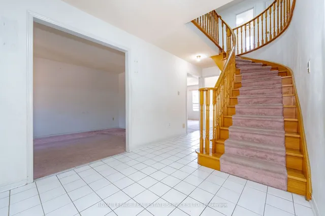 Additional image 12 of 2104 Laurelwood Dr