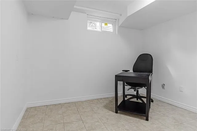 Additional image 31 of 128 Fanshawe Dr