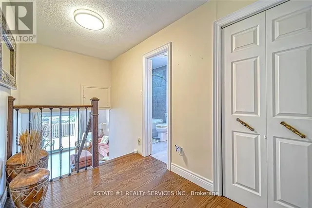 Additional image 9 of 84 Simmons Blvd