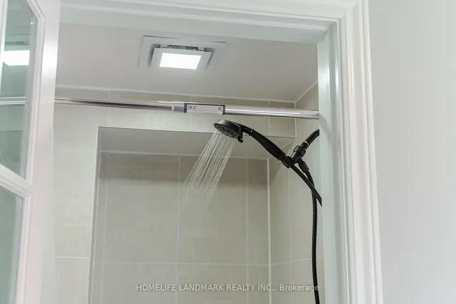 Additional image 16 of 7 Rockbrook Tr