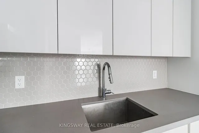 Additional image 22 of 2481 Taunton Rd Unit 802