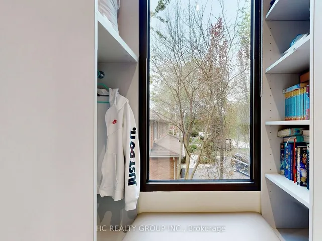 Additional image 22 of 1336 Hillhurst Rd