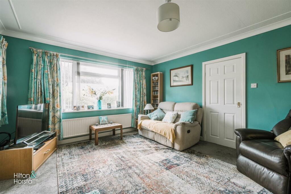 Additional image 3 of Hoarstones Avenue, Fence