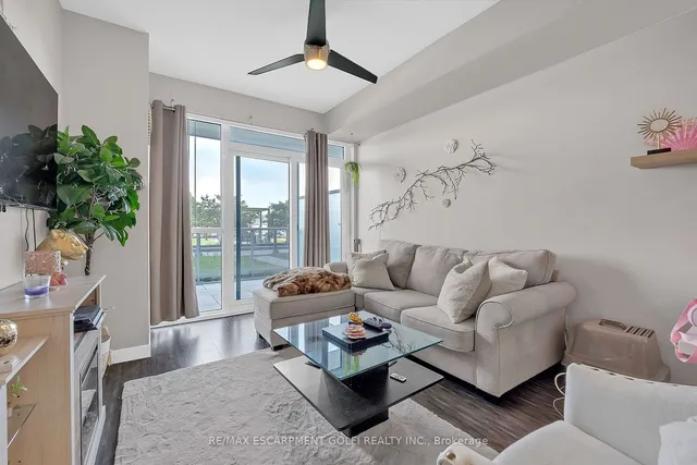 Additional image 14 of 2093 Fairview St Unit 408