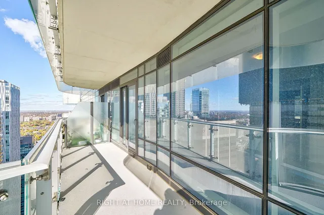 Additional image 29 of 1 Bloor St Unit 4707