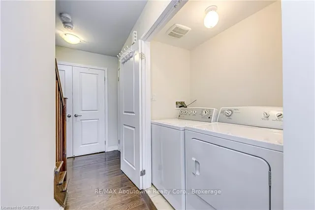 Additional image 11 of 3059 MISTLETOE Gdns