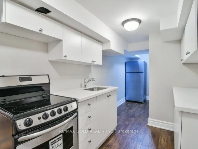 Additional image 28 of 8 Drury Cres