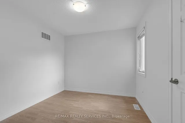 Additional image 32 of 19 Sky Harbour Dr