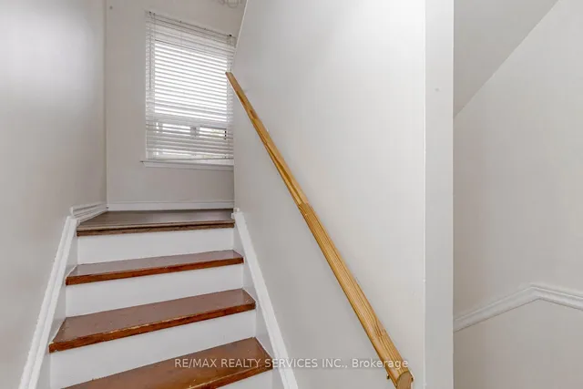 Additional image 24 of 82 Guildford Cres Unit 82