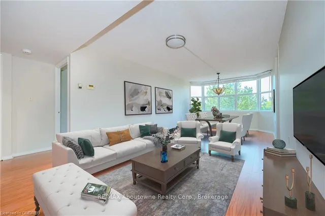 Additional image 10 of 2199 SIXTH Line Unit 310