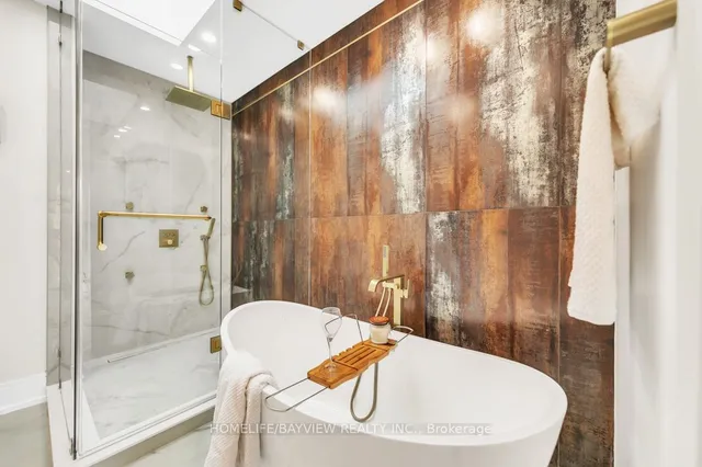 Additional image 22 of 690 Merton St