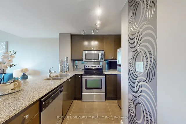 Additional image 14 of 50 Absolute Ave Unit 3902