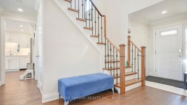 Additional image 4 of 17 Nantucket Cres