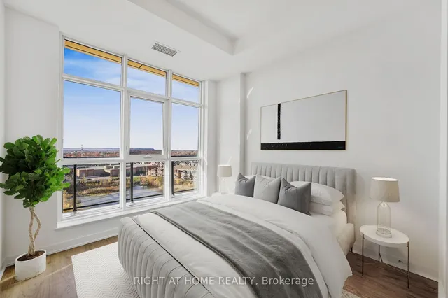 Additional image 4 of 405 Dundas St Unit PH05