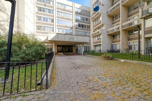 Additional image 2 of 1300 Marlborough Crt Unit 119