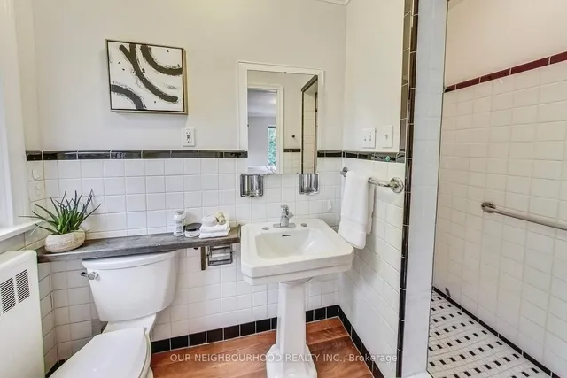 Additional image 19 of 199 Riverside Dr