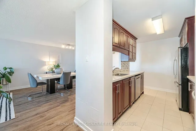 Additional image 8 of 25 Trailwood Dr Unit 703