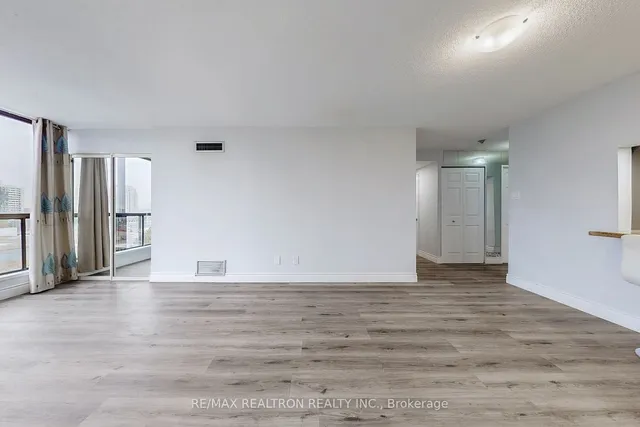 Additional image 7 of 1155 Bough Beeches Blvd Unit 604