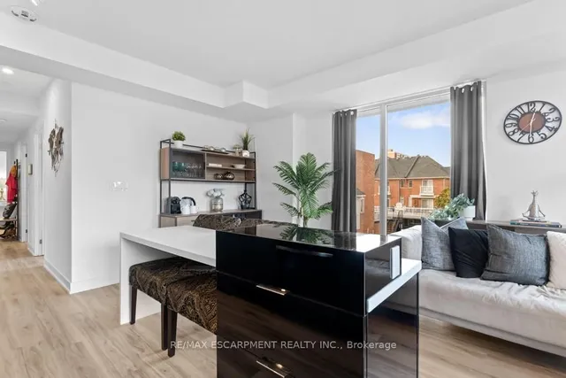 Additional image 17 of 370 MARTHA St Unit 210