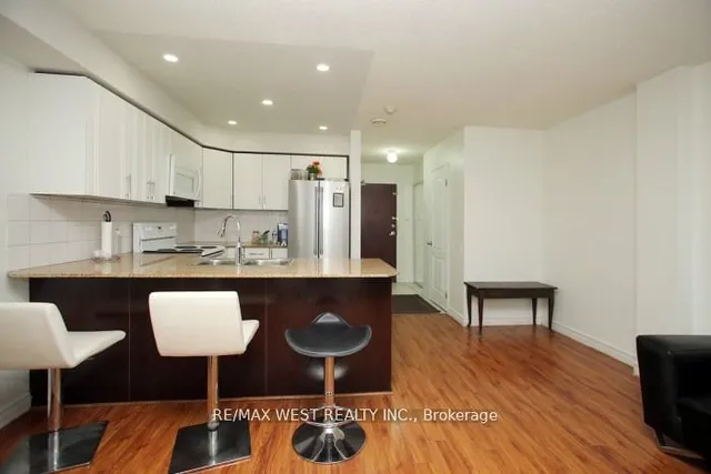 Additional image 6 of 7405 Goreway Dr Unit 501