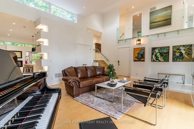 Additional image 5 of 5071 Spruce Ave