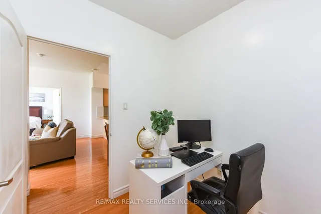 Additional image 20 of 7405 Goreway Dr Unit 716