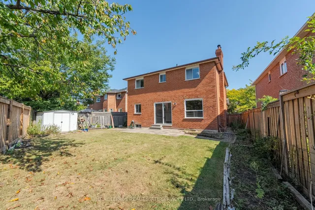 Additional image 33 of 2104 Laurelwood Dr