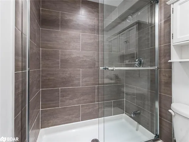 Additional image 36 of 571 Rossellini Dr