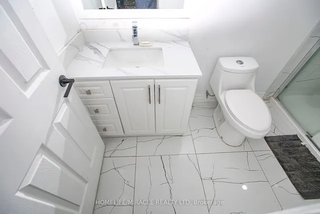 Additional image 36 of 107 Michigan Ave