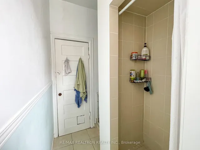 Additional image 22 of 82A Augusta Ave