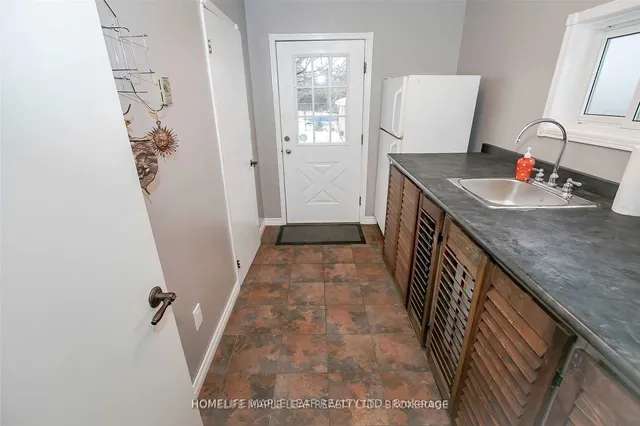 Additional image 14 of 13 Harold St