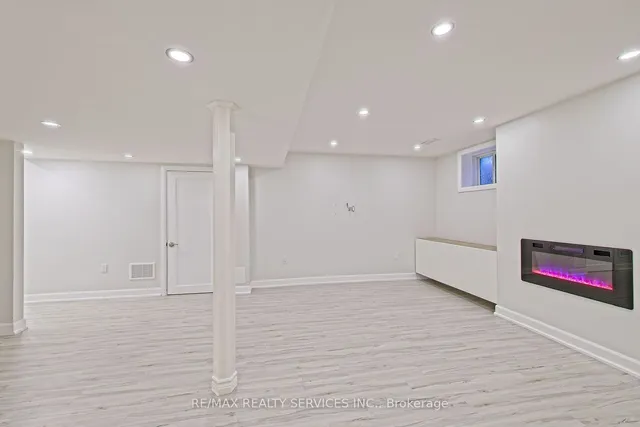 Additional image 27 of 2 Redfern St