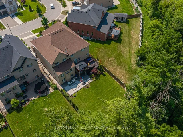 Additional image 33 of 54 Viewmount Cres