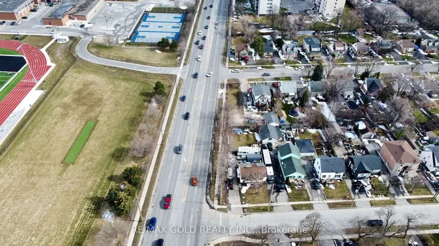 Additional image 10 of 103 Woodward Ave