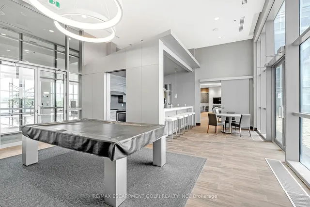 Additional image 27 of 2093 Fairview St Unit 408