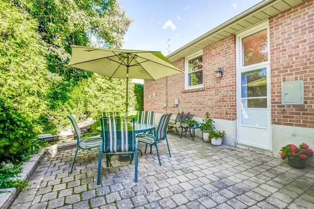 Additional image 30 of 10 Chestnut Ave