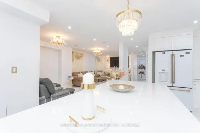 Additional image 13 of 835 Stonebridge Ave