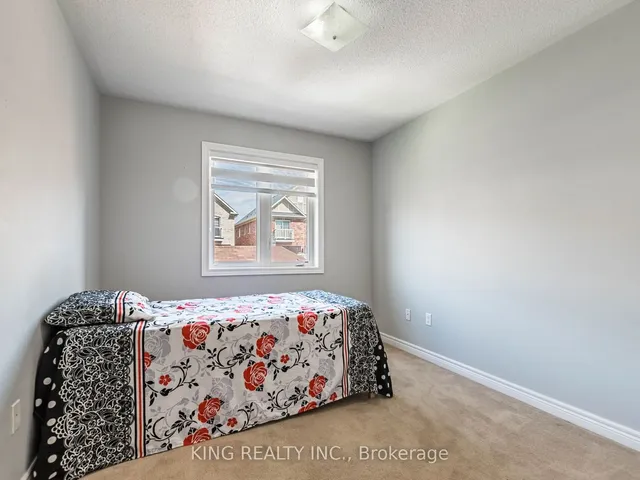 Additional image 29 of 40 Saint Dennis Rd