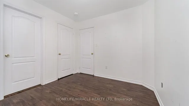 Additional image 27 of 4 FOSSIL St