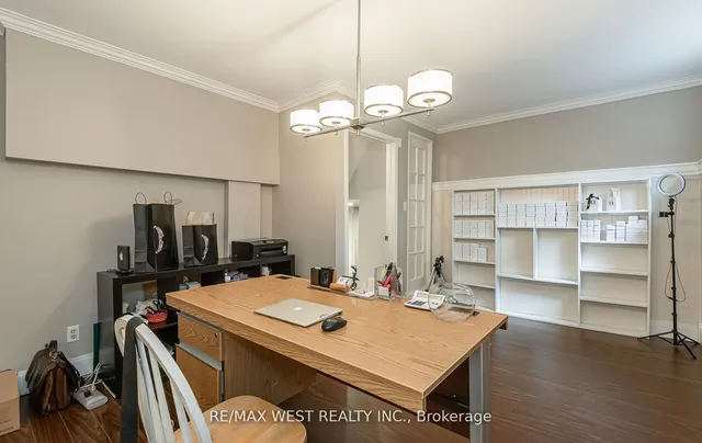 Additional image 28 of 12 Axminster Rd