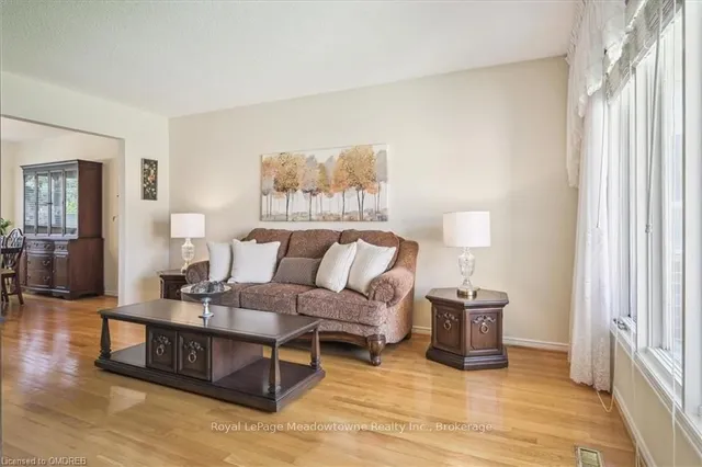 Additional image 6 of 4135 INDEPENDENCE Ave