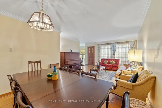 Additional image 11 of 248 Fairglen Ave