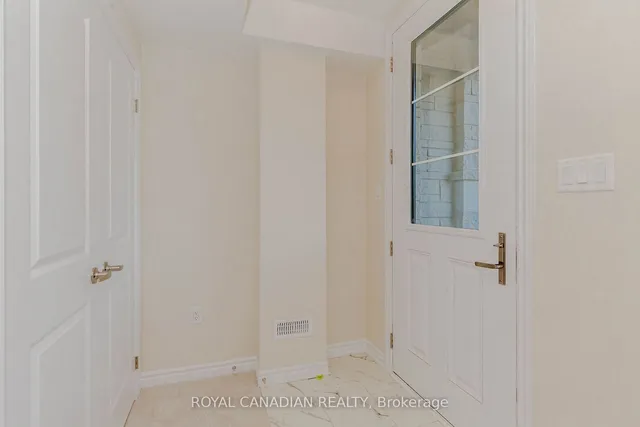 Additional image 7 of 1453 National Common