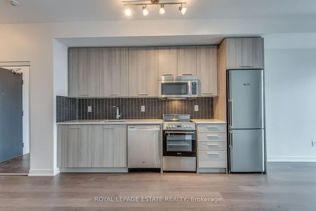 Additional image 8 of 105 George St Unit 1215