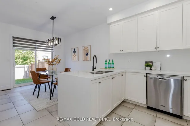 Additional image 8 of 3485 Fourth Line