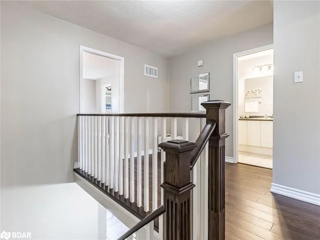 Additional image 18 of 571 Rossellini Dr