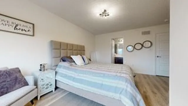 Additional image 22 of 120 Huguenot Rd